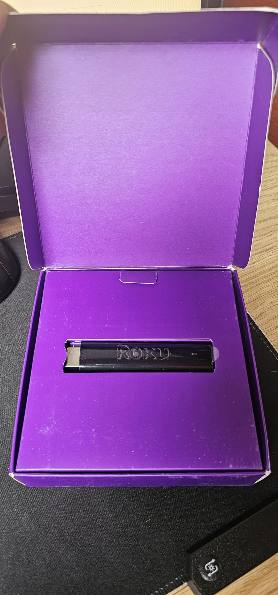 Roku Streaming Stick 4K - HDR & Dolby Vision Roku Streaming Device for TV with Voice Remote & Long-Range Wi-Fi - Free & Live TV customer photo 2