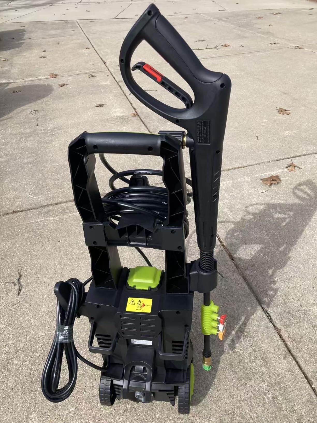 Pressure Washer, Portable Power Washer, 4 Quick Connect Nozzles, High Pressure Cleaning Machine for Car Fence Driveway Patio Washing and More(Light Green) customer photo 1