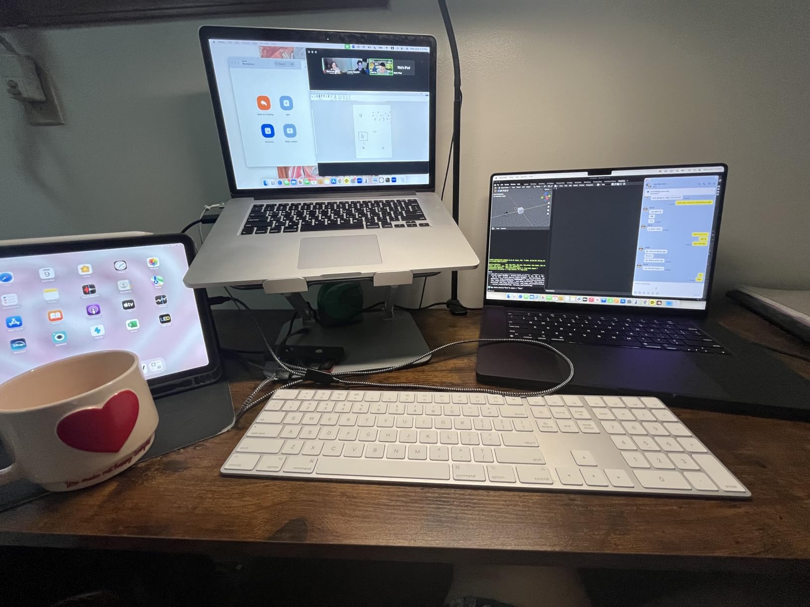 Apple 2024 MacBook Pro Laptop with M4 Pro, 14-core CPU, 20-core GPU: Built for Apple Intelligence, 16.2-inch Liquid Retina XDR Display, 24GB Unified Memory, 512GB SSD Storage; Space Black customer photo 1