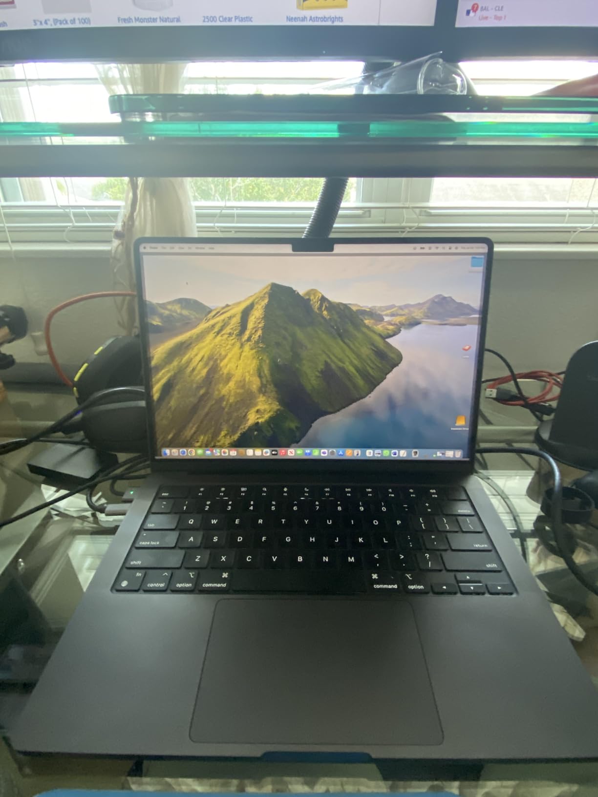 Apple 2024 MacBook Pro Laptop with M4 Pro, 12-core CPU, 16-core GPU: Built for Apple Intelligence, 14.2-inch Liquid Retina XDR Display, 24GB Unified Memory, 512GB SSD Storage; Space Black customer photo 1