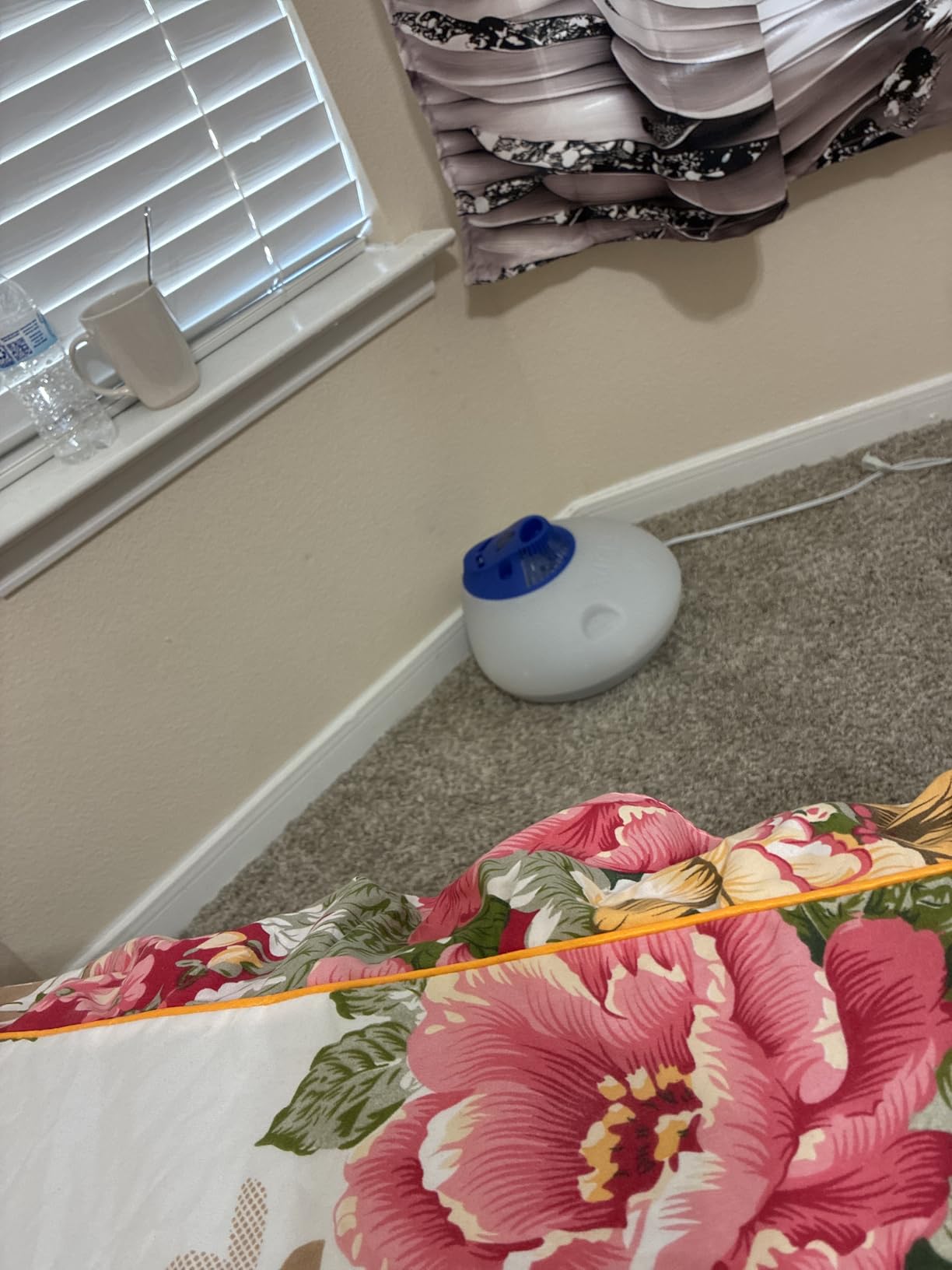 Vicks Warm Steam Vaporizer Humidifier for Medium and Large Rooms, 1.5 Gal customer photo 2