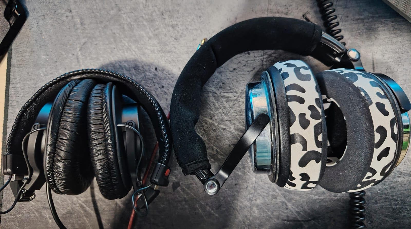 Sony MDR7506 Professional Large Diaphragm Headphone, MDR-7506, 40mm Drivers, 10Hz-20kHz customer photo 1