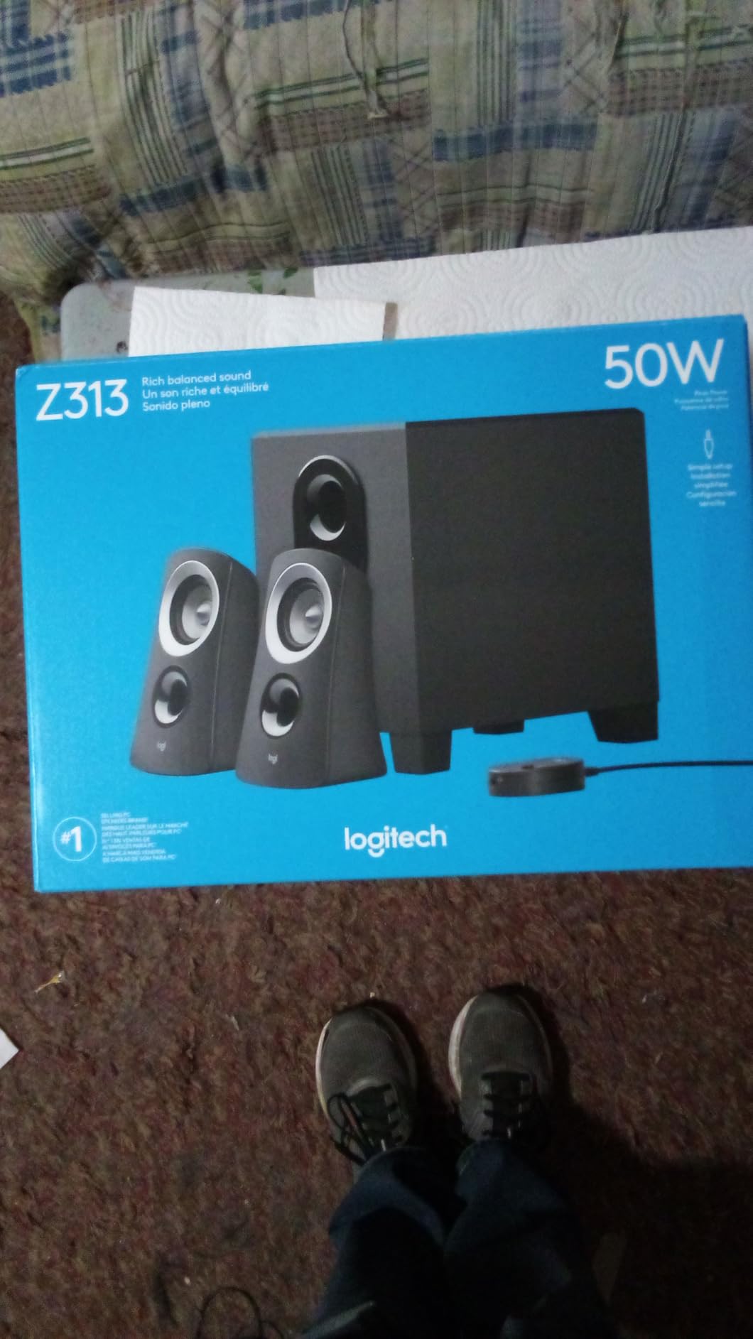 Logitech Z313 2.1 Multimedia Speaker System with Subwoofer - Black customer photo 2