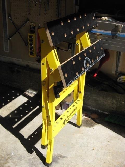 Performance Tool W54025 Portable Folding Workbench and Vise customer photo 2