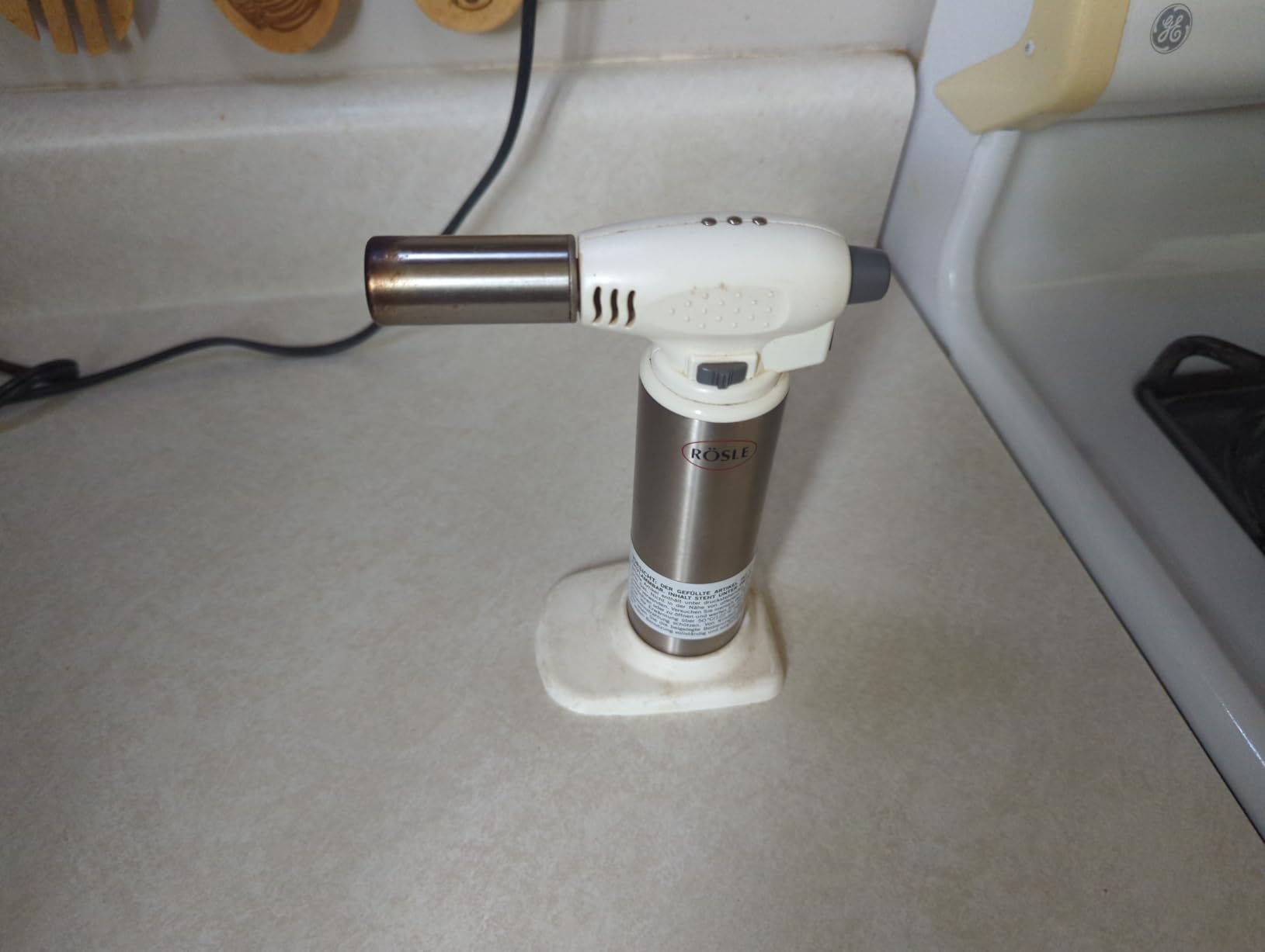 Rosle 12844 Creme Brulee Butane/Propane Adjustable Kitchen Cooking Torch 6.5 in. customer photo 2