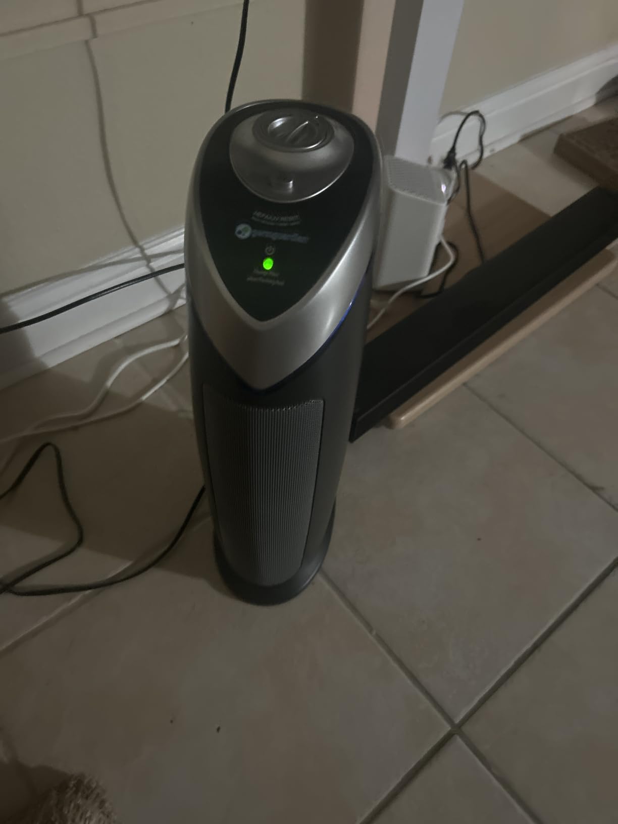 GermGuardian HEPA Air Purifier - Large Room Air Purifier for Bedroom, Office, Dorm, and Home - Filters Pet Dander, Dust, Pollen, Smoke, Scents - AC4825E - 22