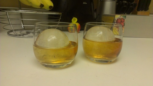 Tovolo Craft Ice Sphere Molds for Whiskey & Cocktails, Set of 2, Large customer photo 1