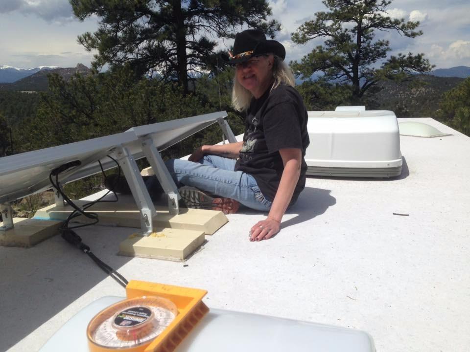 Renogy 100W 12V Solar Panel Starter Kit with 30A PWM Controller | Complete kit includes Monocrystalline solar panel, Charger Controller, cables, Z-brackets. For RVs, campers, off-grid. customer photo 1