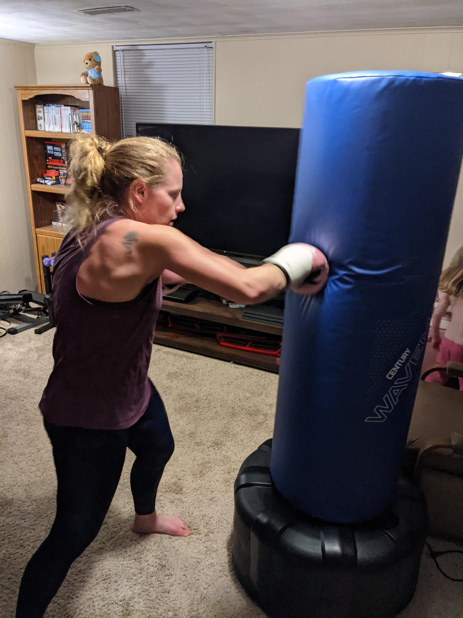 Century Wavemaster XXL | Freestanding Punching Bag with Base customer photo 2