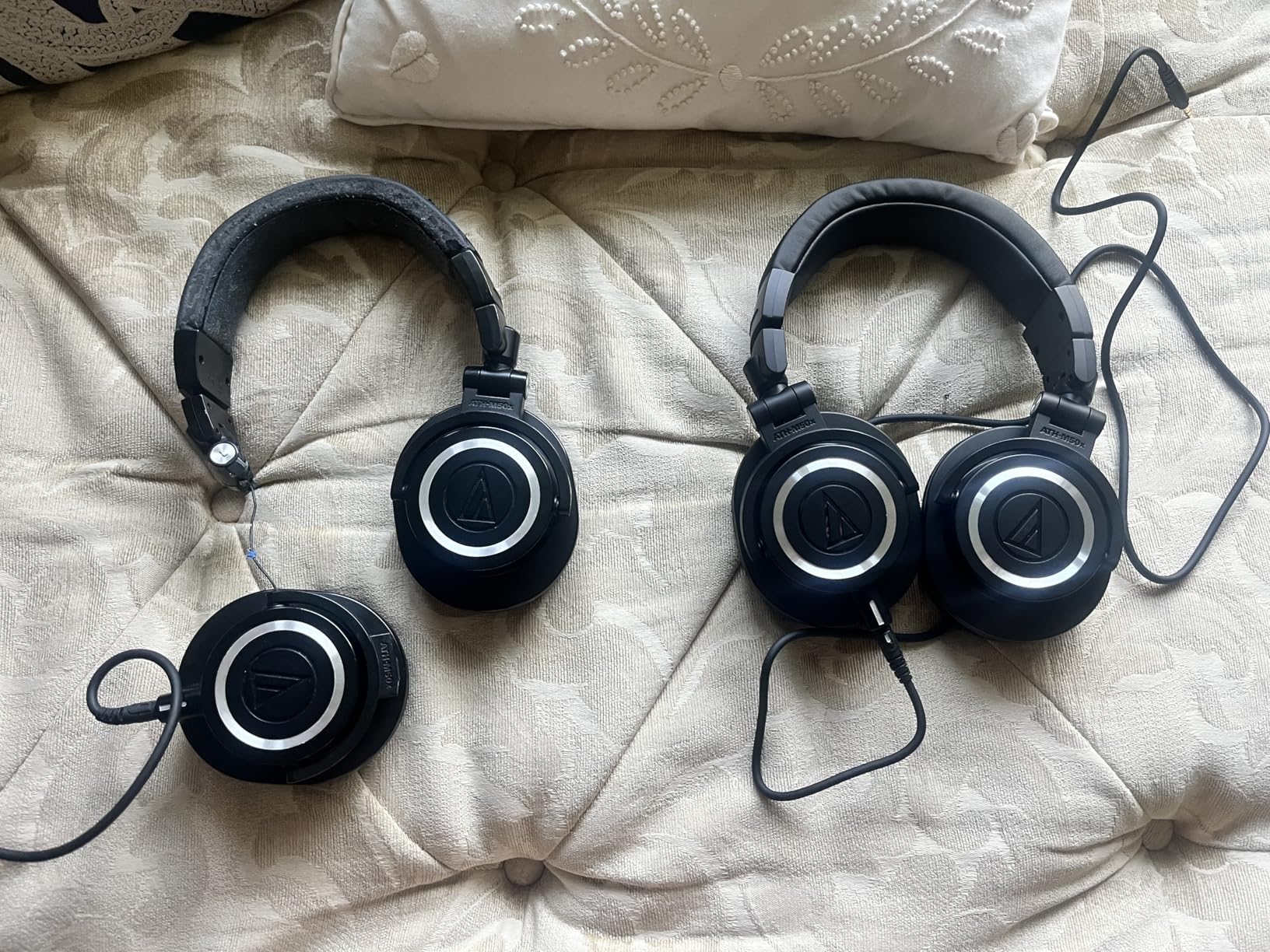 Audio-Technica ATH-M50X Professional Studio Monitor Headphones, Black, Professional Grade, Critically Acclaimed, with Detachable Cable | Includes 3 cables, pouch and 6.3mm adapter for monitoring, mixing and tracking customer photo 1