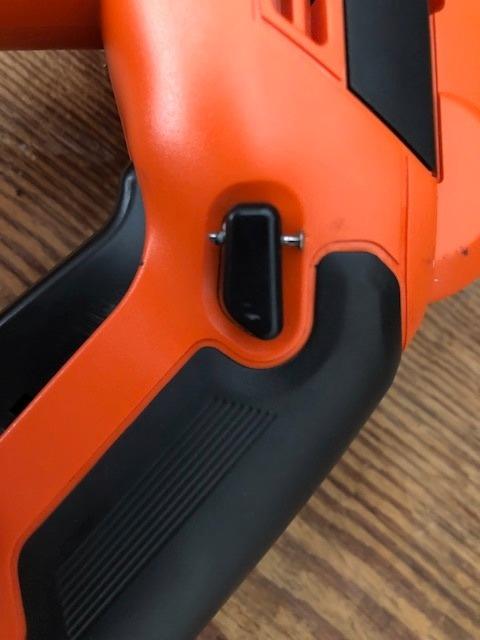BLACK+DECKER 40V MAX 13 in String Trimmer Edger Cordless with Adjustable Telescoping Pole, 2 in 1 Weed Wacker Lawn Edger, Includes Battery and Charger (LST136) customer photo 1
