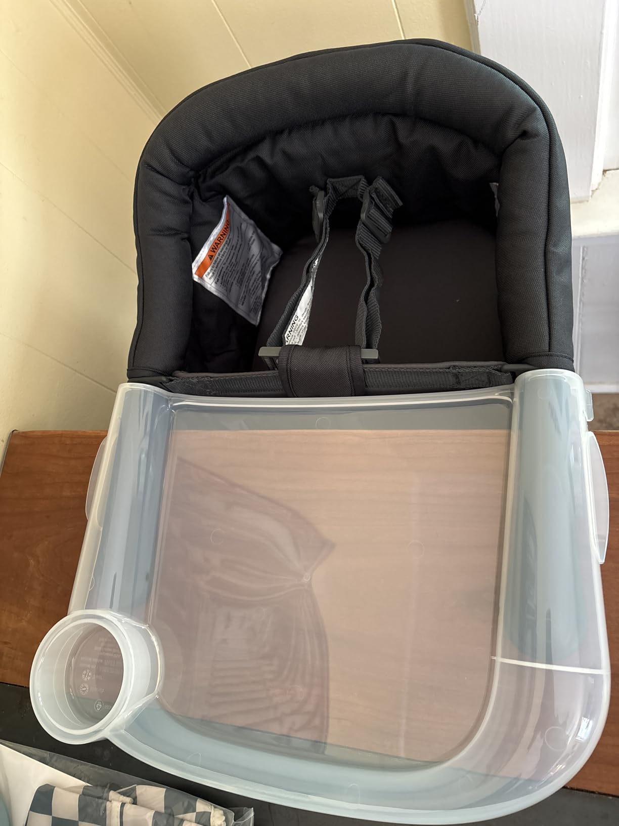 Inglesina Fast Table Chair, Black - Portable Baby High Chair - for Babies & Toddlers up to 37 lbs - Collapsible Design - Fits Tables 0.8'' to 3.5'' Thick - Compact & Easy to Use - Travel Bag Included customer photo 1