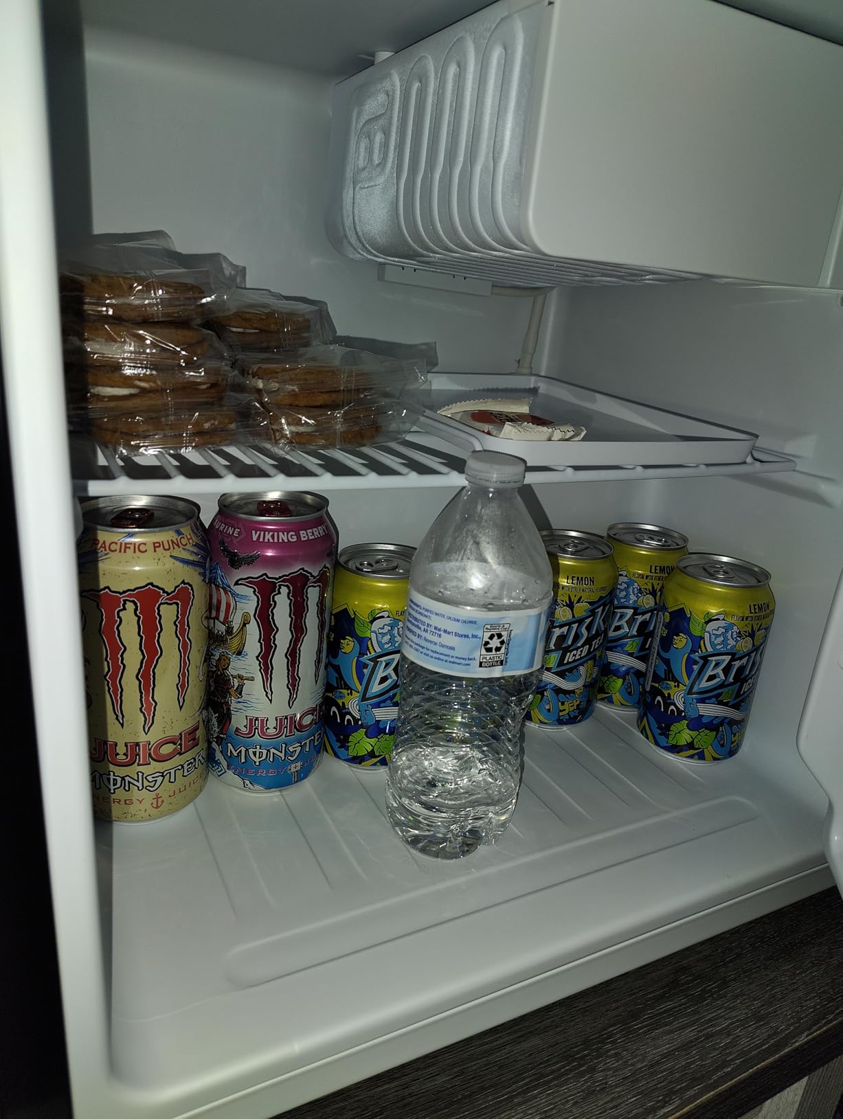 Midea 1.6 Cu.ft Mini Fridge, Energy Star Certified, Low Noise for Bedroom customer photo 1