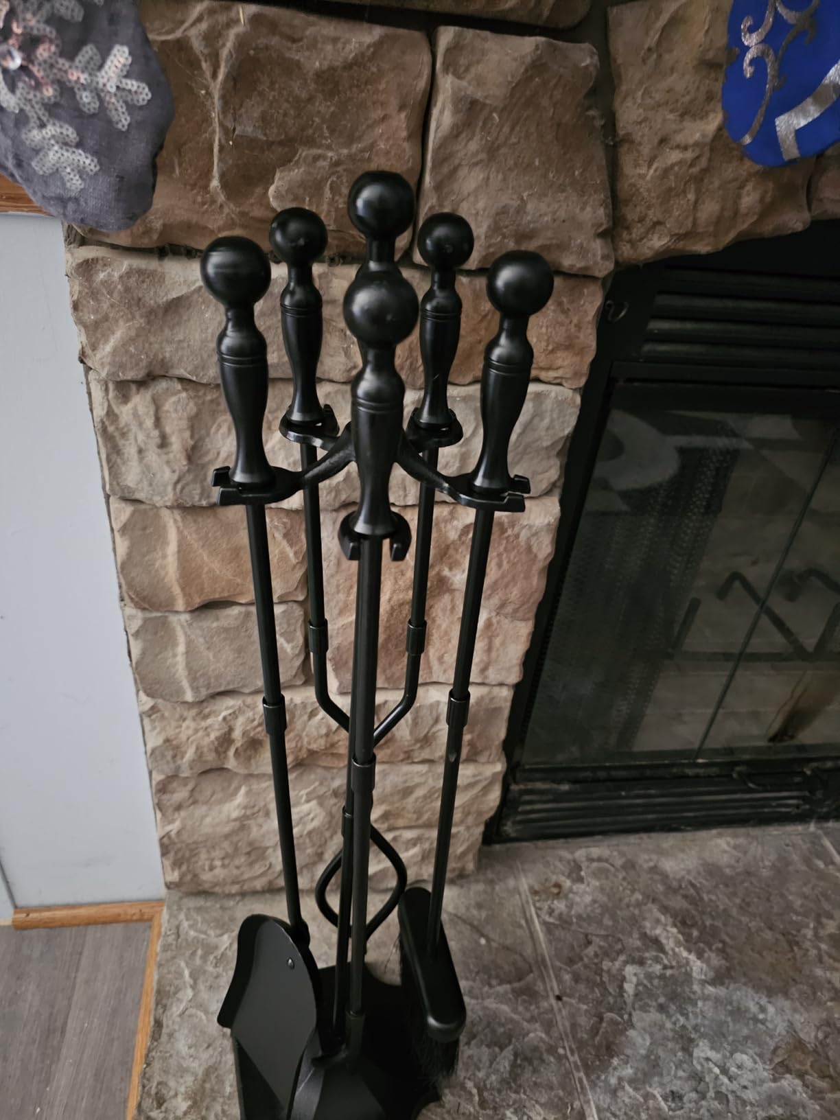 AMAGABELI Garden & Home 5 Pcs Fireplace Tools Set 31 Inch Indoor Black Handle Wrought Iron Large Fire Tool Accessories Set Holder Outdoor Fireset Modern Fire Pit Stand with Poker Brush Shovel Tong customer photo 1