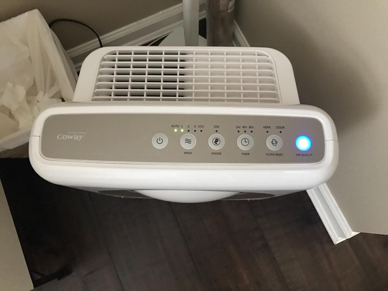 COWAY Air Purifier for Home Up to 1,748ft², HEPA Filter for Smoke, Allergies, Pet Dander, Odor, Air Quality Monitor, Auto&Eco Mode, Timer, Filter Indicator, 3yr Warranty, Mighty AP-1512HH(W), White customer photo 1