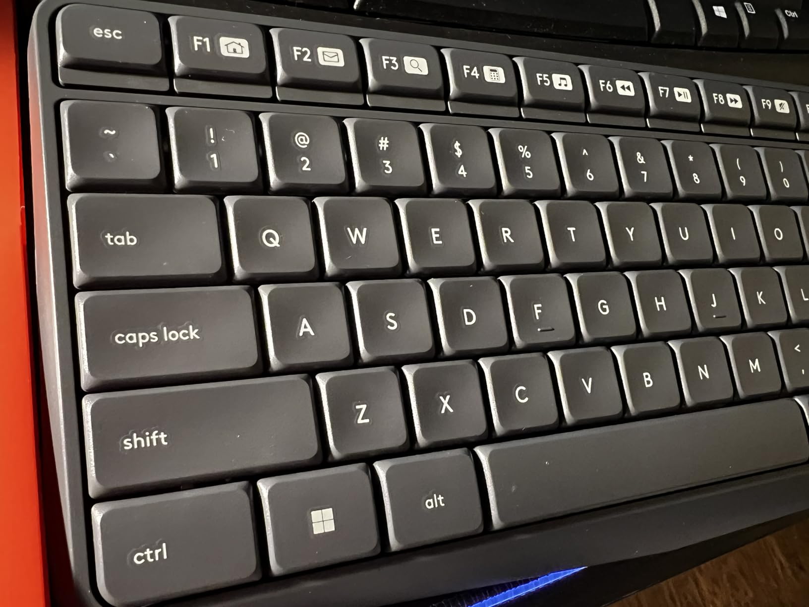 Logitech MK235 Wireless Keyboard and Mouse Combo for Windows, 2.4 GHz Wireless USB Receiver, 15 FN Keys, Long Battery Life, Compatible with PC, Laptop customer photo 1