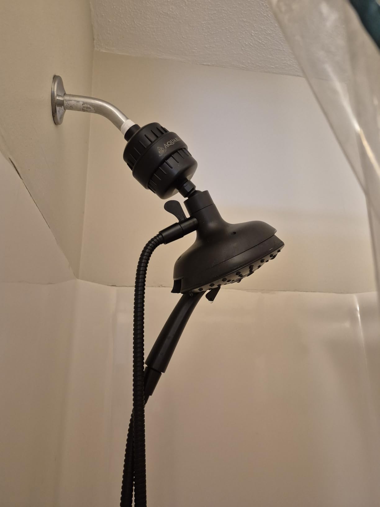 Aquabliss High Output Revitalizing Shower Filter - Reduces Dry Itchy Skin, Dandruff, Eczema, and Dramatically Improves The Condition of Your Skin, Hair and Nails - Chrome (SF100) customer photo 2