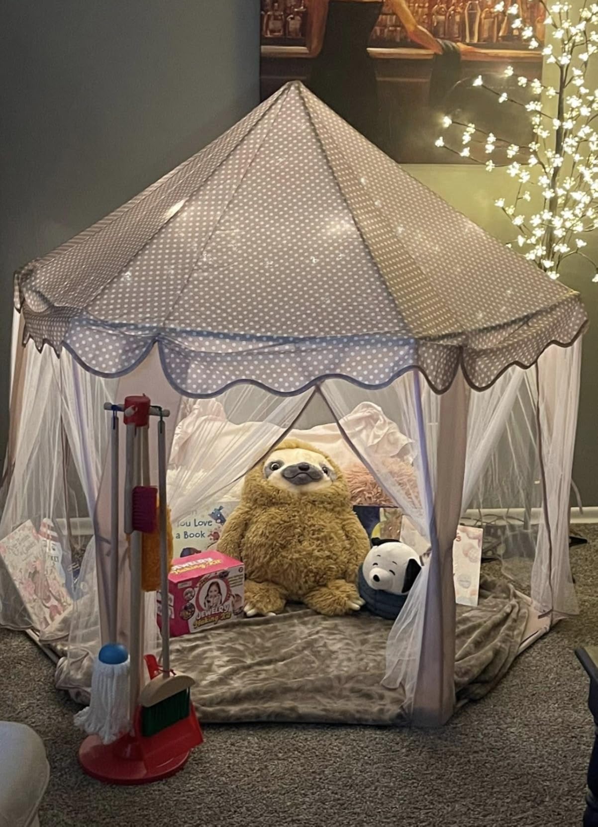 Monobeach Princess Tent Girls Large Playhouse Kids Castle Play Tent with Star Lights Toy for Children Indoor and Outdoor Games, 55'' x 53'' (DxH) customer photo 1