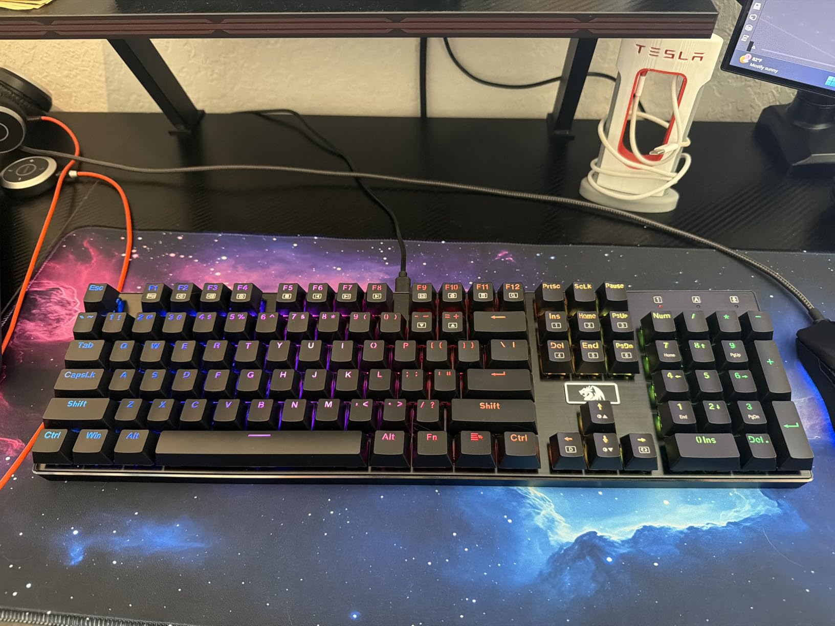 Redragon K556 Wired RGB Mechanical Gaming Keyboard, 104-Key Aluminum Board | Hot-swap Tactile Brown Switch customer photo 1
