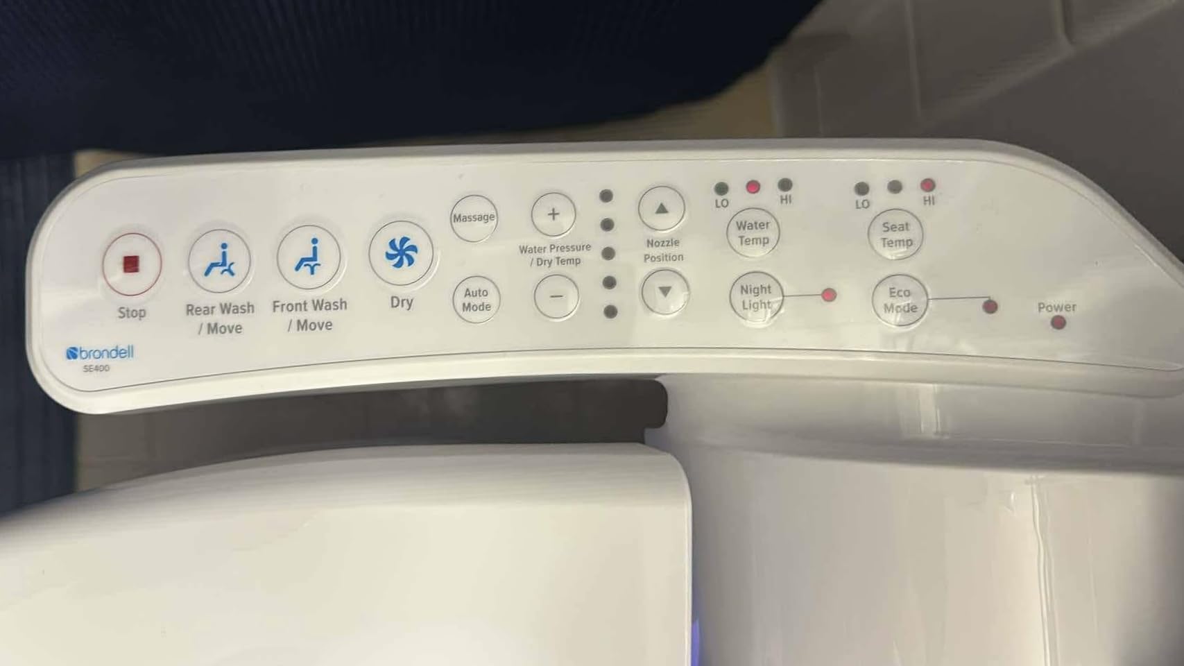 Brondell SE400-EW Swash SE400 Electric Bidet Toilet Seat With Heated Seat, Oscillating Stainless Steel Nozzle, Warm Air Dryer, Night Light, Gentle Close Lid, White Side Arm Control, Elongated customer photo 1