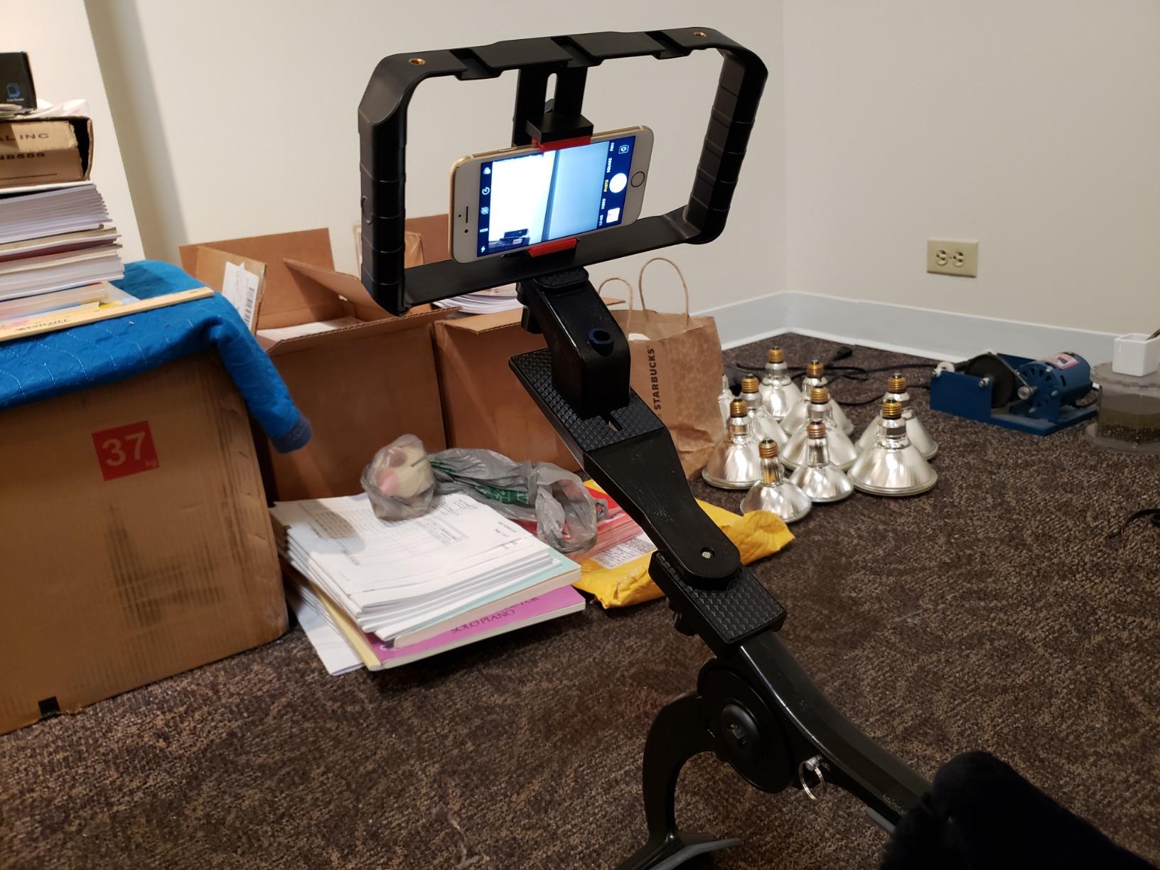 ULANZI U Rig Pro Smartphone Video Rig, Filmmaking Vlogging Case, Phone Video Stabilizer Grip Tripod Mount for Videomaker Film-Maker Video-grapher with Cold Shoe Mount for iPhone Samsung and More customer photo 1