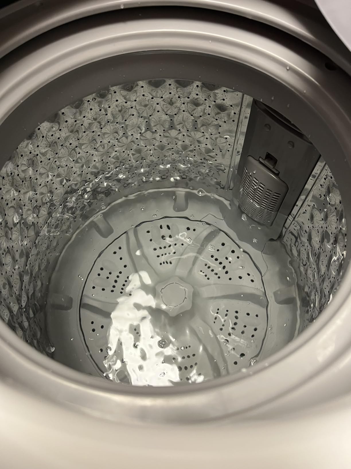 BLACK+DECKER 0.9 Cu. Ft. Portable Washer, 6.6 lb. Capacity, BPWM09W, White | 6.6 lb. Capacity Washing Machine for Homes & Apartments, 5 Wash Cycles, Quick Connect Sink Adapter and Drain Hose Included customer photo 2