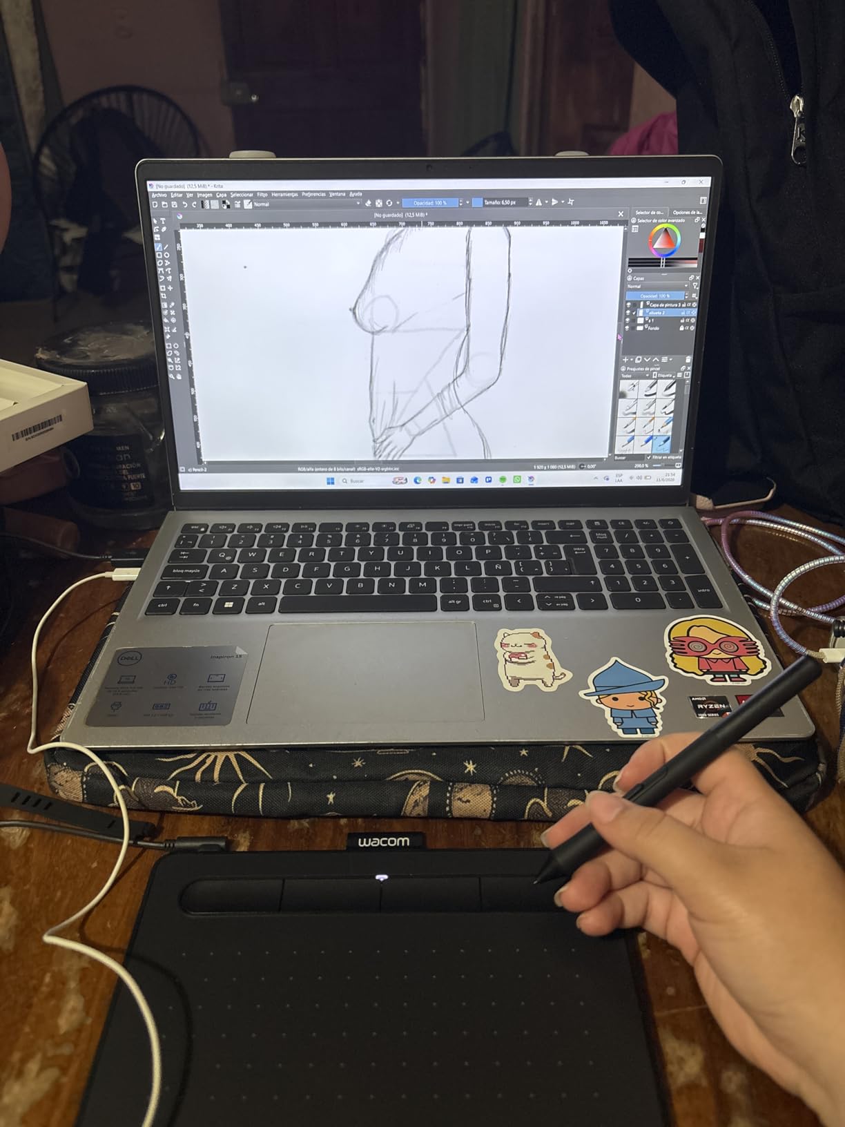 Wacom Intuos Small, Wired Graphic Drawing Tablet with Pen + Software | Battery-free pen, 4 ExpressKeys for shortcuts, works with Mac, Windows & Chromebook; Ideal for creators, students & teachers customer photo 2