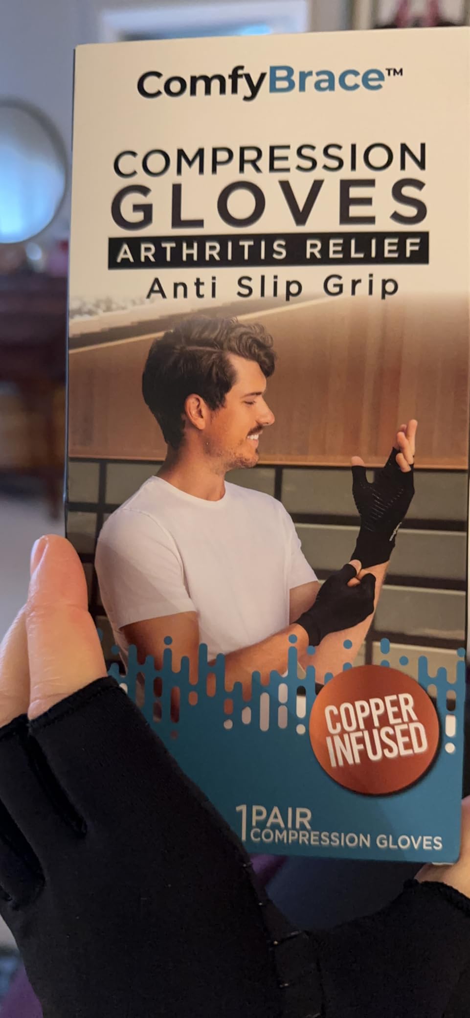 ComfyBrace Copper Infused Compression Arthritis Gloves for Hand & Finger Relief from pain/swelling caused by Rheumatoid Arthritis, Carpal Tunnel, Tendonitis and Poor Circulation, Fits Men & Women customer photo 1