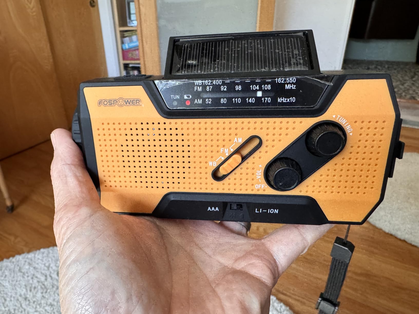FosPower NOAA Emergency Weather Radio A1 7400mWh Solar Hand Crank (Orange) customer photo 2