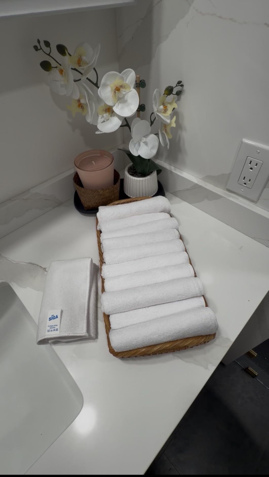 MR.SIGA Microfiber Cleaning Cloth, Pack of 12, Size: 12.6 x 12.6 inches customer photo 1