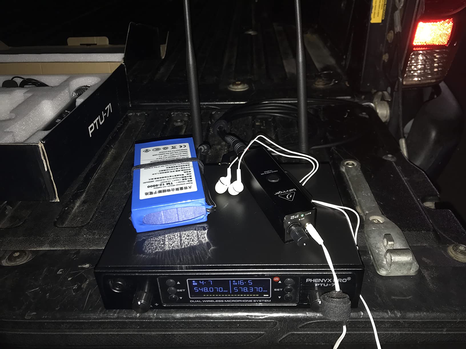 Phenyx Pro Dual UHF Auto Scan Handheld Wireless Microphone System PTU-71-2H | 2 Dynamic Mics, 2 x 100 Frequencies, 328 ft Range, Live Vocals, Karaoke Events, Worship Services customer photo 1
