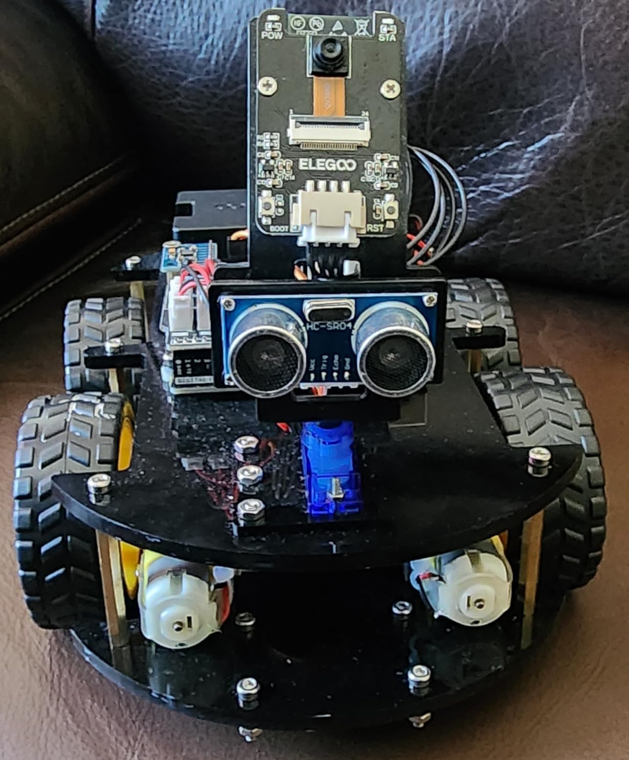 ELEGOO UNO R3 Smart Robot Car Kit V4 with Camera, Compatible with Arduino customer photo 2