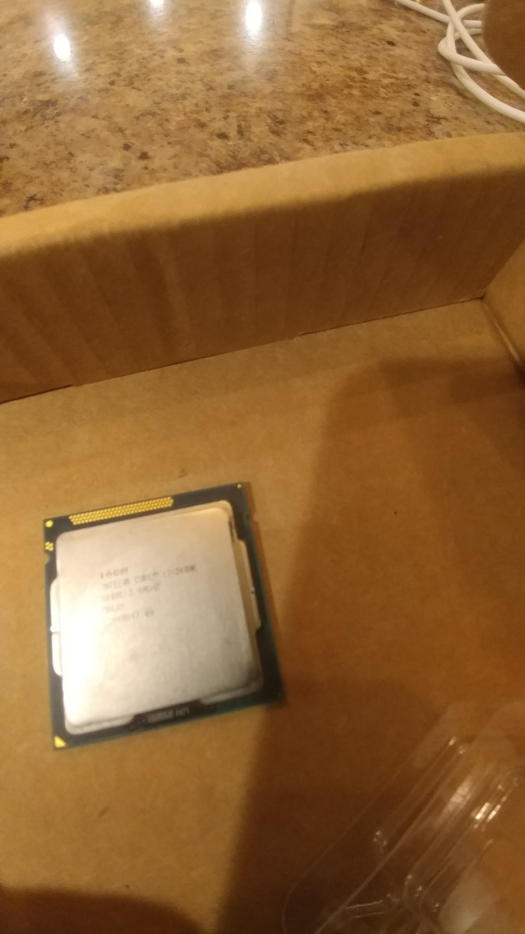 Intel Core i7-2600K Quad-Core Processor 3.4 Ghz 8 MB Cache LGA 1155 - BX80623I72600K (Renewed) customer photo 2