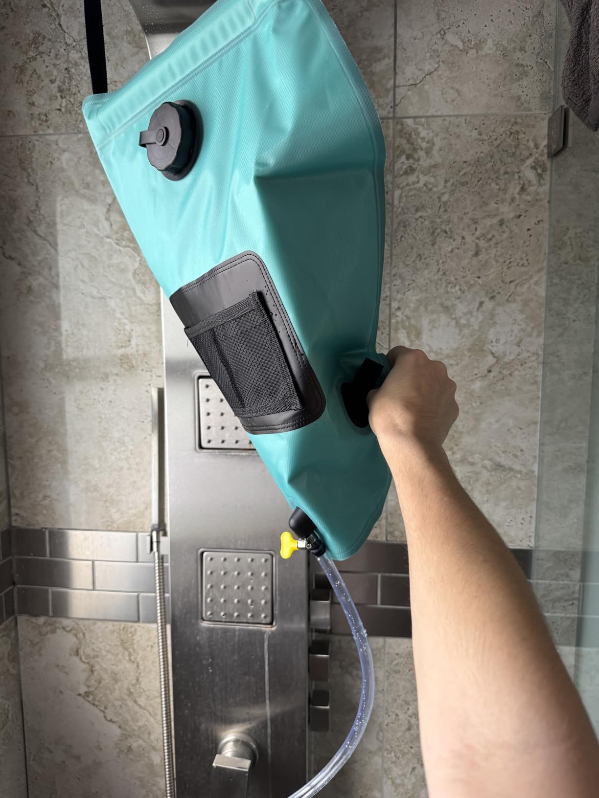 Solar Shower Bag, 5 Gal/20L Solar Heating Camping Shower Bag with Removable Hose and On-Off Switchable Shower Head customer photo 2