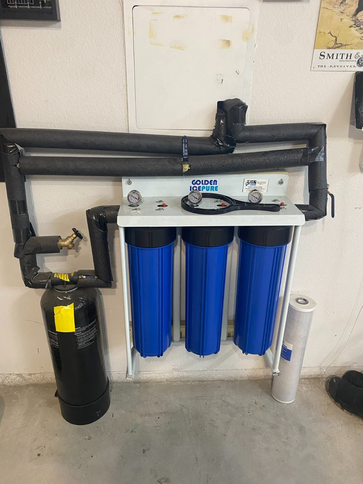 AO Smith Whole House Salt Free Descaler System - Works with City & Well Water Filters - 6yr, 600,000 Gl - Water Conditioner System for Home - AO-WH-DSCLR customer photo 1