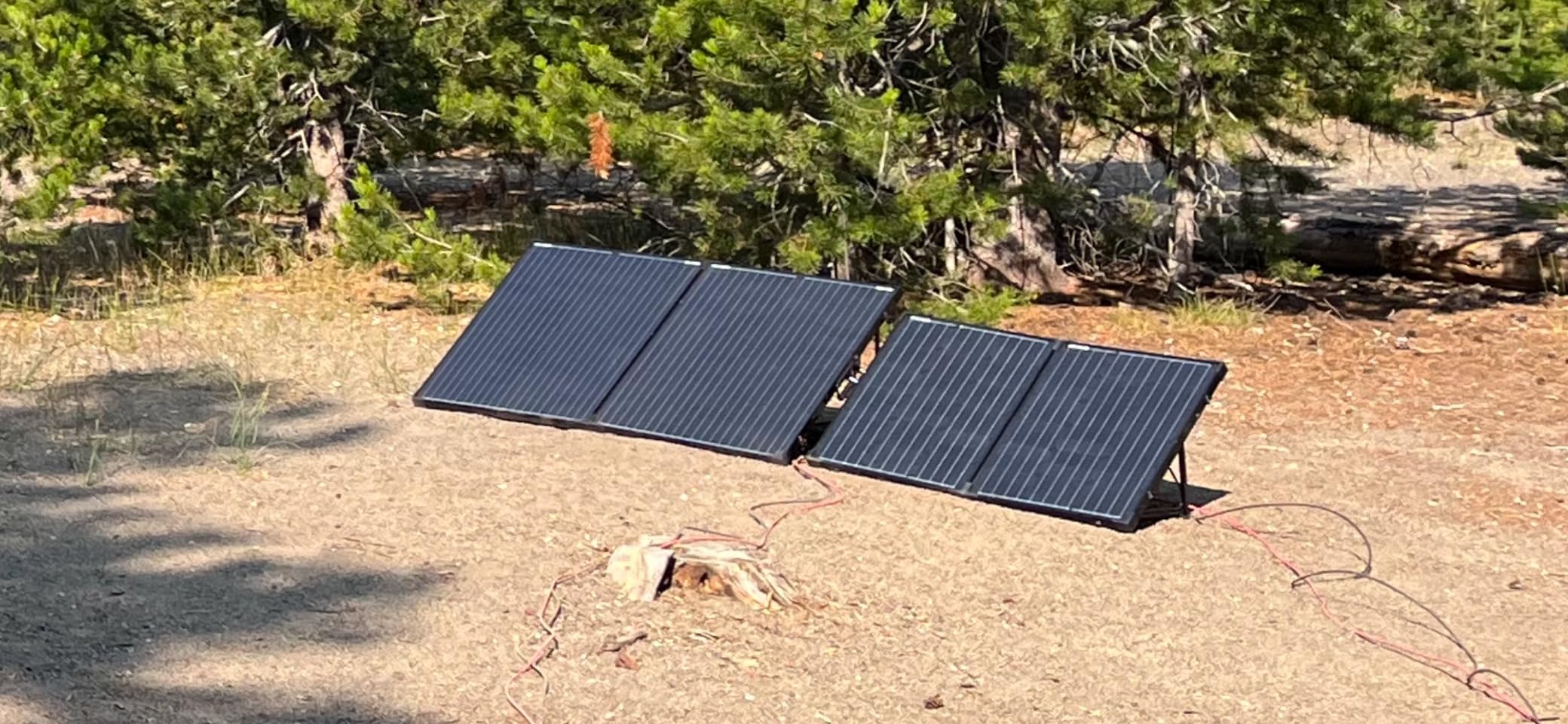 Renogy 200W Portable Solar Panel, 25% High Efficiency Solar Panel Kit with 20A Charger Controller for 12V Battery Power Station, N-Type Foldable Solar Panels w/Tempered Glass for RV, Camping Off-Grid customer photo 1