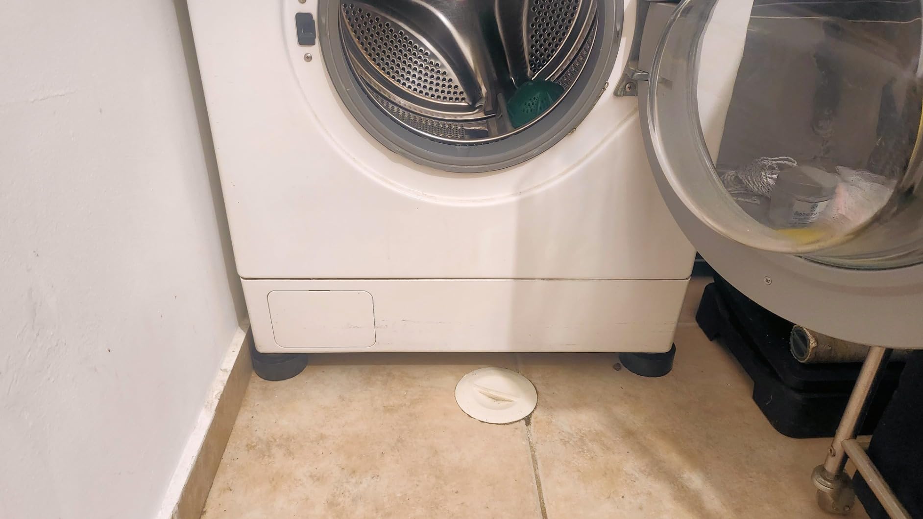 Anti Vibration Pads for Washing Machine & Dryer, Fit Feet to 2.5in 4 Pack | Stops washer walking, moving; non-slip HexaGrip; rubber shock absorber, stabilizer; spin cycle noise reducer customer photo 2