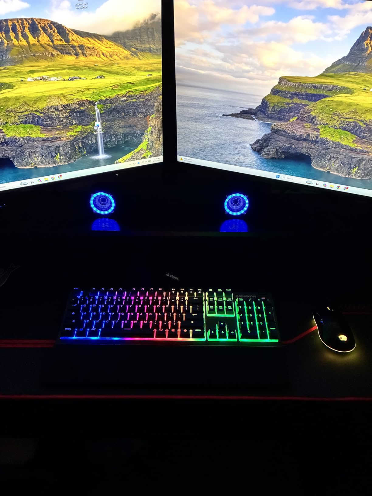 SteelSeries Apex 3 RGB Gaming Keyboard - 10-Zone RGB Illumination, IP32 Water Resistant, Premium Magnetic Wrist Rest (Whisper Quiet Gaming Switch) customer photo 1