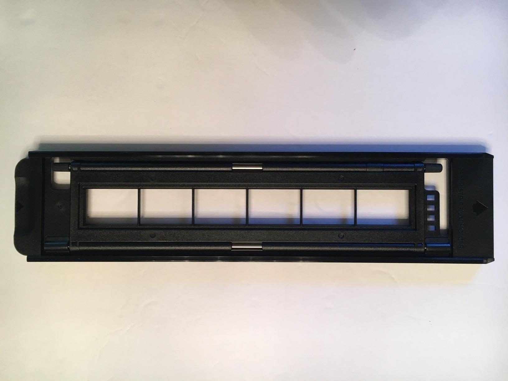 Plustek OpticFilm 135i - Automatic Film & Slide Scanner, Batch Converts 35mm Slides & Film Negatives, Max 7200 dpi, Built-in Infrared Channel + QuickScan Plus Software customer photo 2