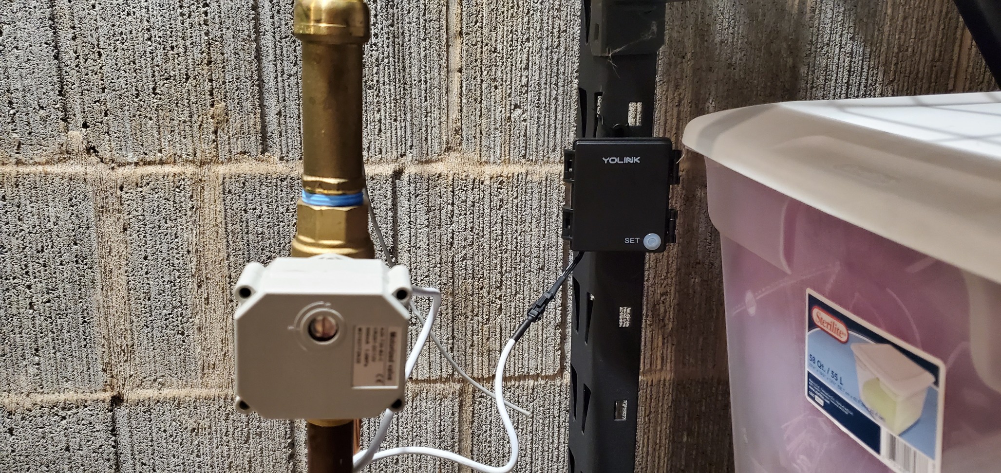YoLink Water Leak Starter Kit: Hub + 4 Leak Sensor 1 (Silent), LoRa Long-Range, App/SMS/Email Alerts, D2D Offline Triggers, 2 AAA Up to 5-Year Battery, Compatible with Alexa/IFTTT/Home Assistant customer photo 2
