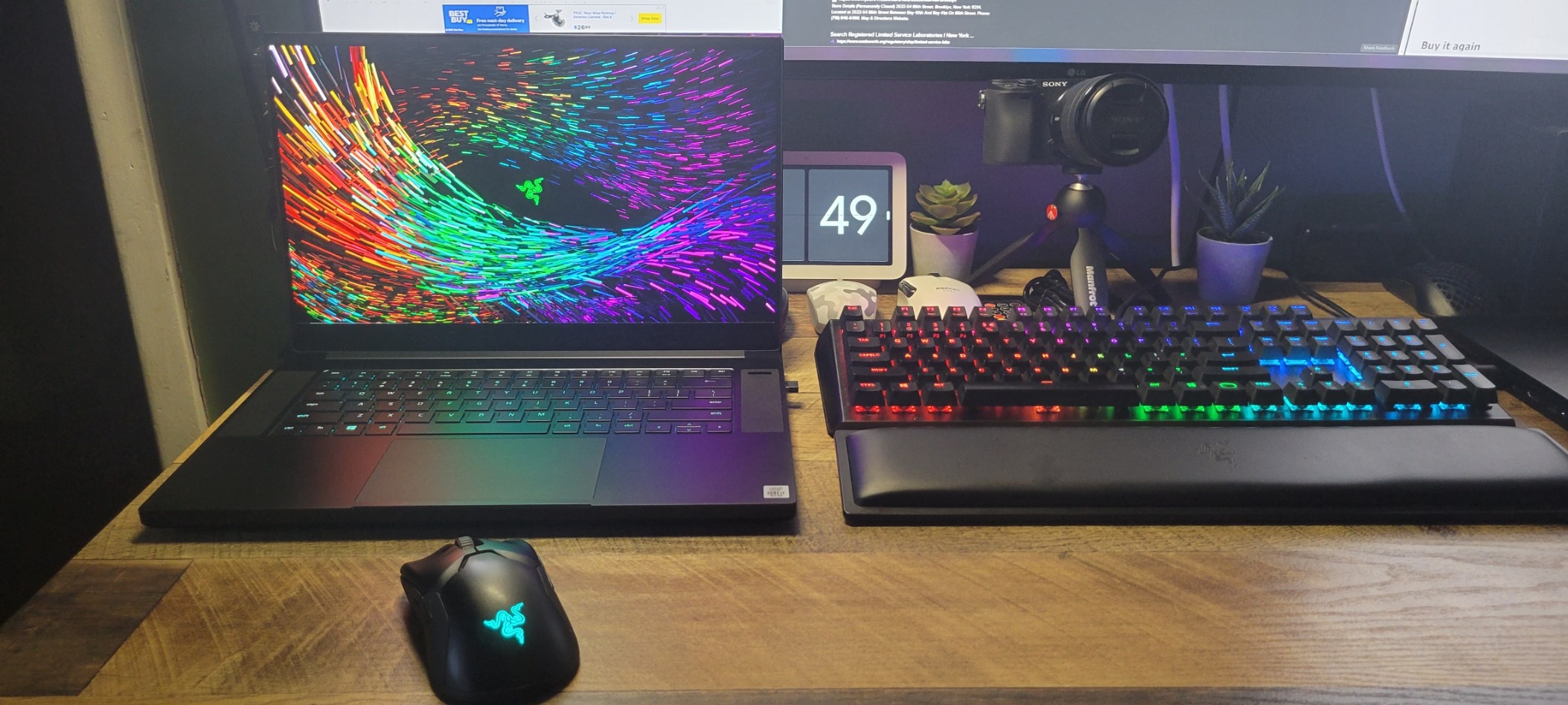 Blade 15 Base Gaming Laptop 2020: Intel Core i7-10750H 6-Core, NVIDIA GeForce RTX 2070 Max-Q, 15.6