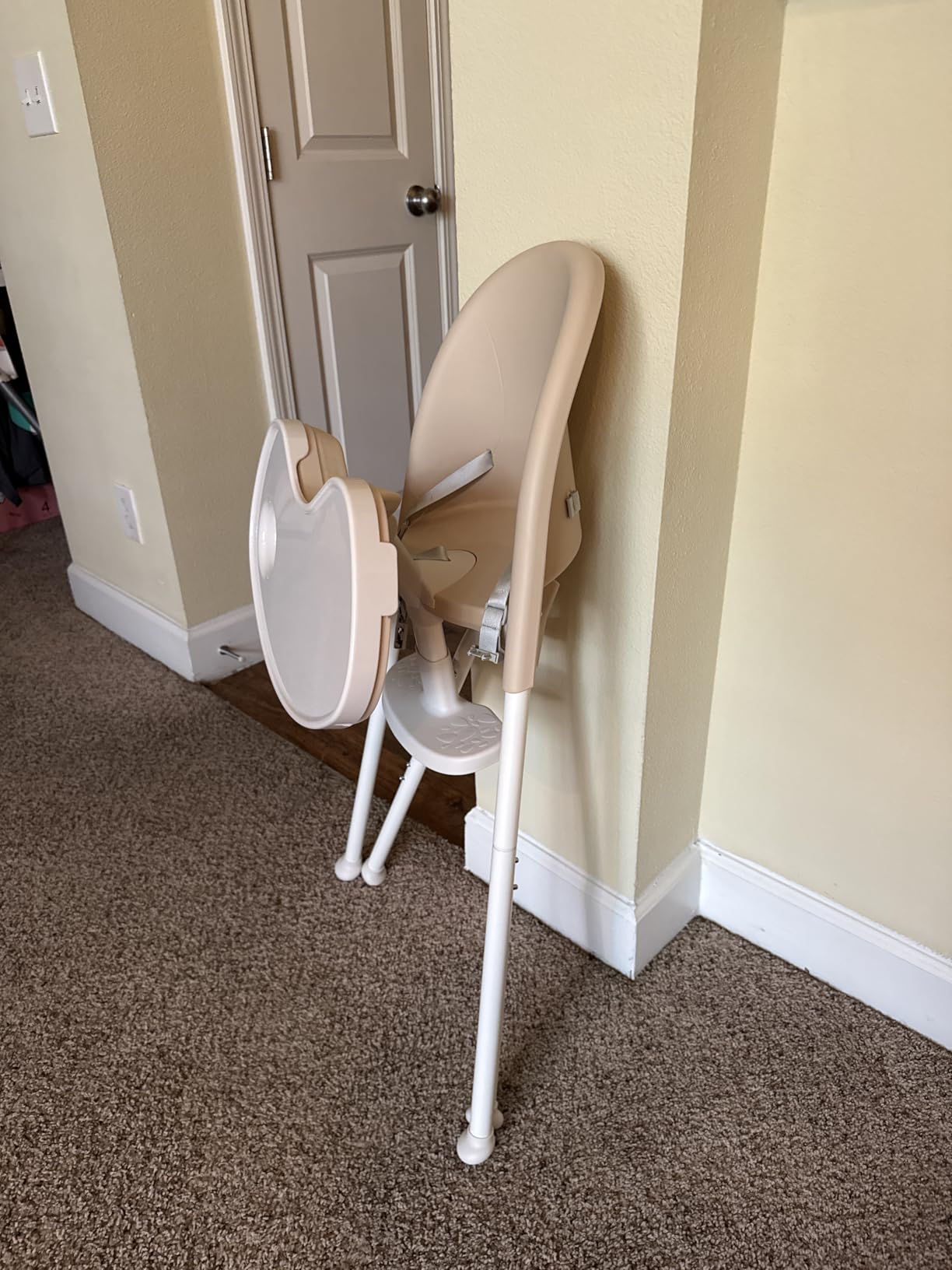 Mallify Foldable High Chair, Space-Saving Portable Baby High Chair with Removable Double Tray, Modern Convertible Baby Feeding Chair, Lightweight, Easy to Clean, Beige customer photo 1