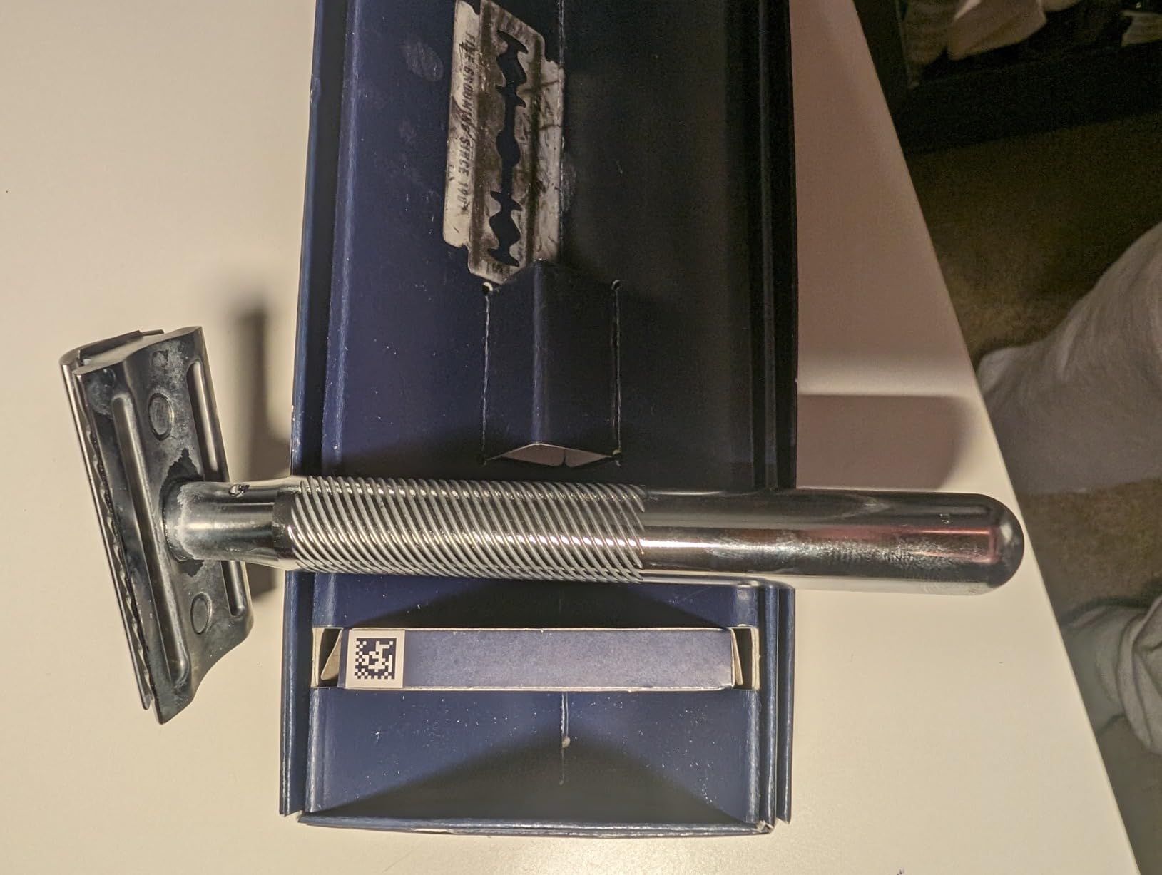 King C. Gillette Safety Razor with Chrome Plated Handle and 5 Platinum Coated Double Edge Safety Razor Blade Refills customer photo 1