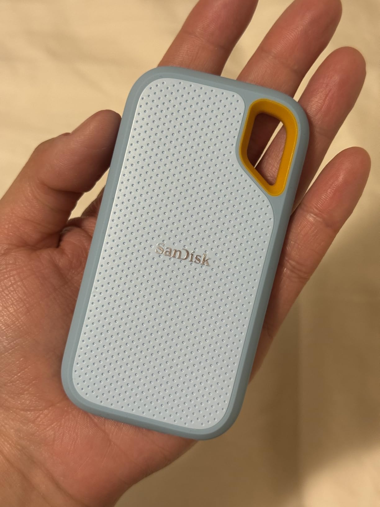 SANDISK 2TB Extreme Portable SSD (Old Model) - Up to 1050MB/s, USB-C, USB 3.2 Gen 2, IP65 Water and Dust Resistance, Updated Firmware - External Solid State Drive - SDSSDE61-2T00-G25 customer photo 1