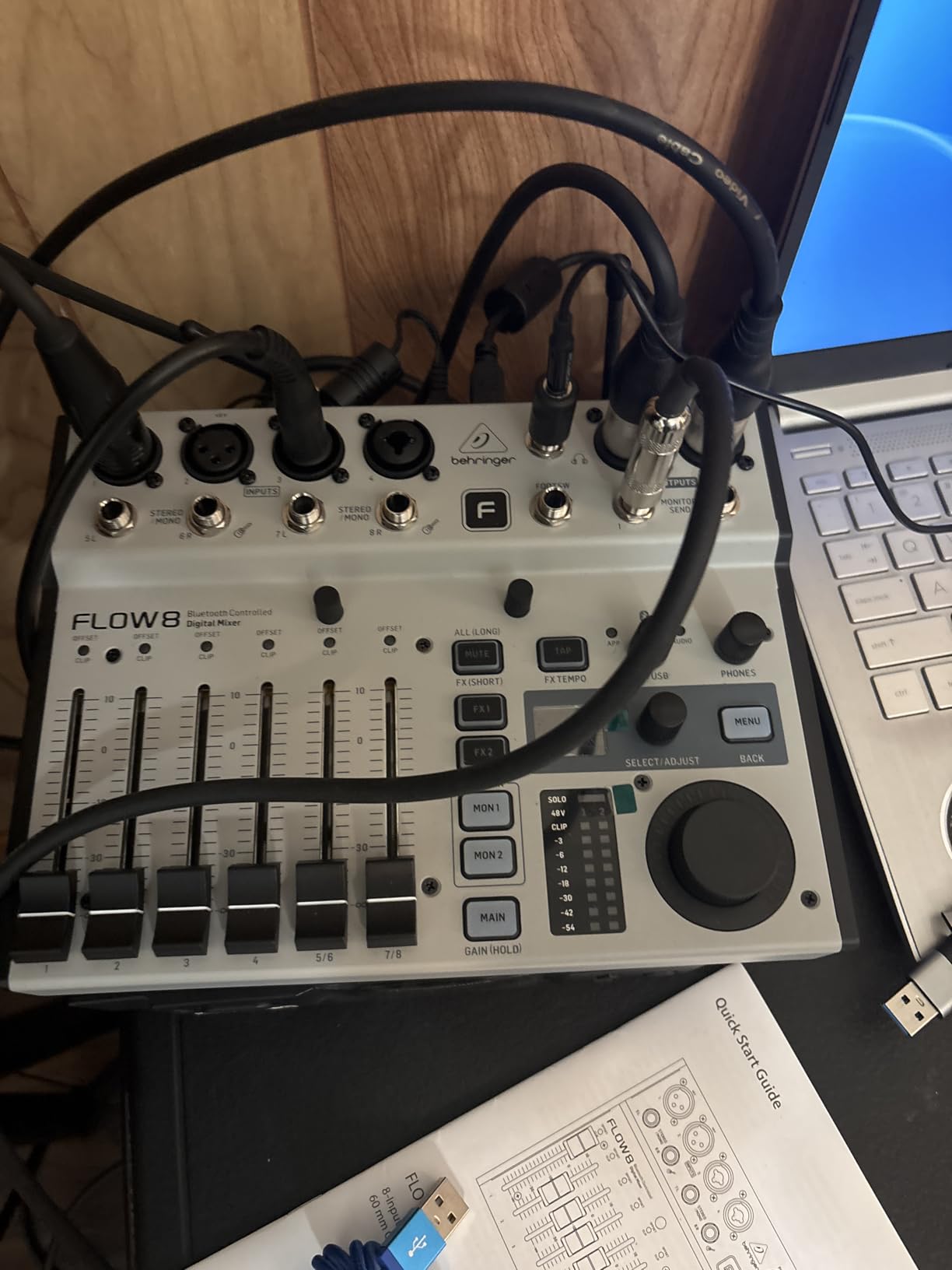 Behringer FLOW 8 8-Input Digital Mixer with Bluetooth Audio and App Control, 60 mm Channel Faders, 2 FX Processors and USB/Audio Interface customer photo 2