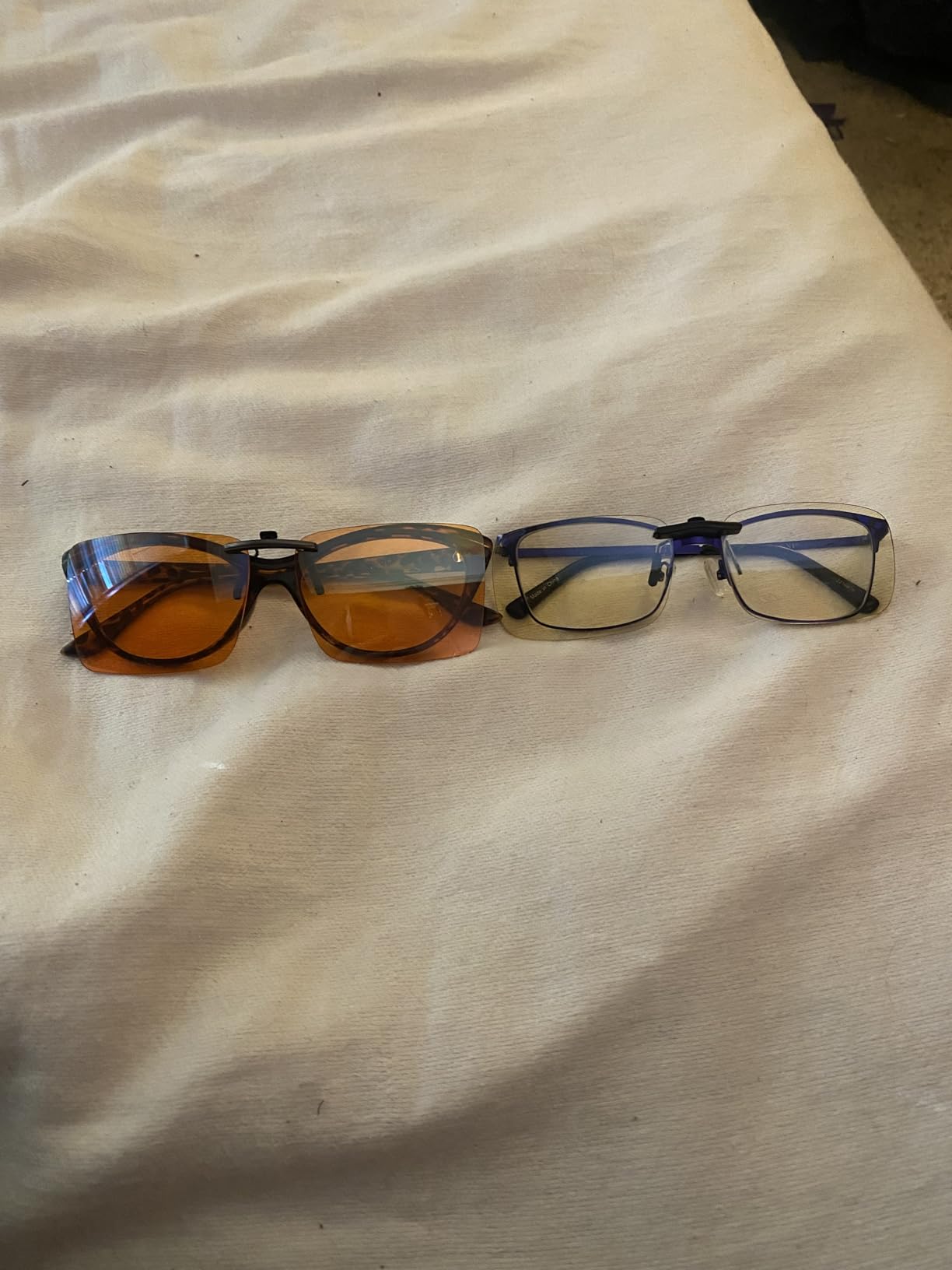 FONHCOO Clip on Blue Light Blocking Glasses Womens Mens over Prescription Glasses Frameless Lens customer photo 2