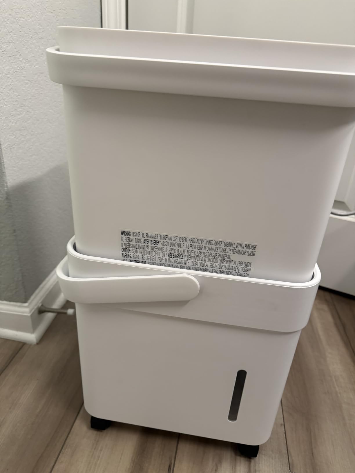 Midea Cube 20 Pint Dehumidifier for Basement, 1,500 Sq. Ft, Energy star | Large Capacity Water Tank with Drain Hose, Wi-Fi Enabled, Works with Alexa, Quiet Operation for Basement, Home, Bedroom customer photo 2