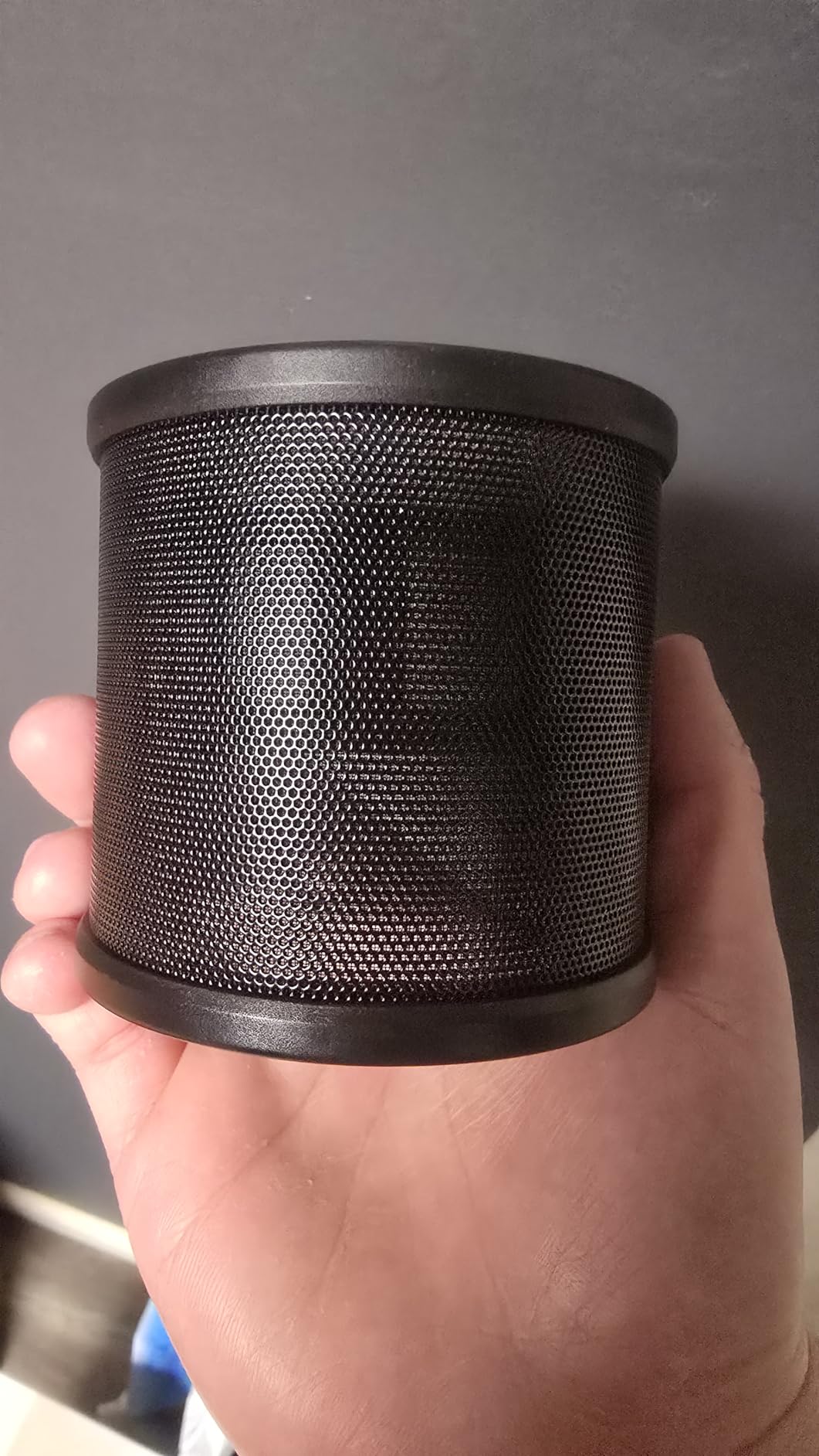 FIFINE U1 Mic Pop Filter Screen with Metal Mesh for Streaming Podcast | Compact Microphone Pop Shield Windscreen customer photo 1