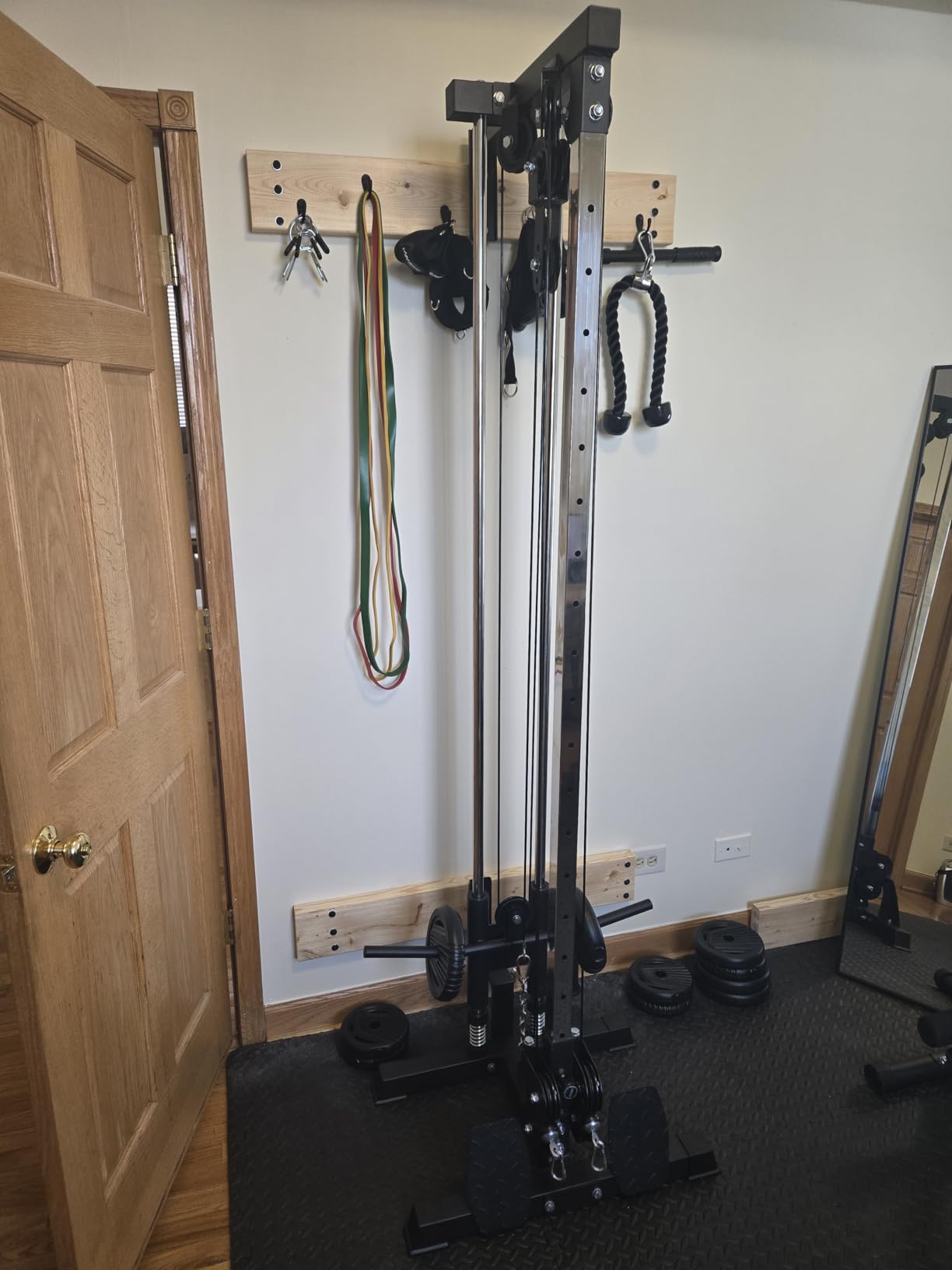 ER Kang Cable Station Wall Mount, 18in Pulley Tower, Dual Pulley System, High & Low Cable Machine, LAT Pull-Down & Row Tower with Flip-Up Footplate, Home Gym Cable Crossover, Black customer photo 1