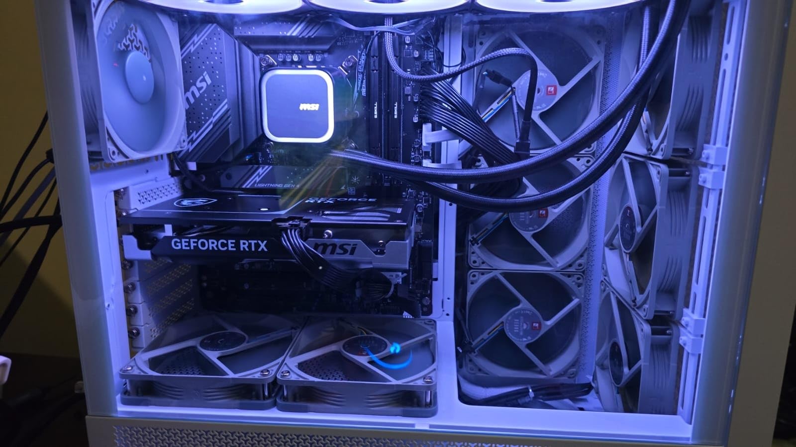 Core i7-12700KF Desktop Processor 12 (8P+4E) Cores up to 5.0 GHz Unlocked LGA1700 customer photo 1